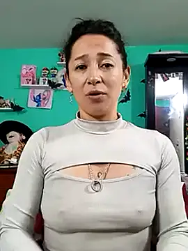 emilypoppy3 online show from 03-21-25, 01:13