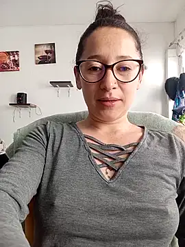 emilypoppy3 online show from 02-27-26, 08:31