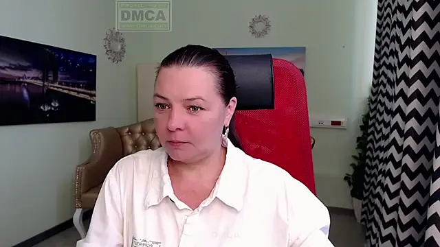 Lily flower7 online show from 05-20-26, 05:57