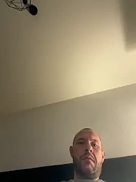 Guitccch online show from 02-13-26, 10:06