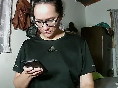 brittanycheeks online show from 10-08-25, 01:47