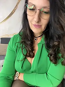 Katie-n online show from 06-18-26, 11:36