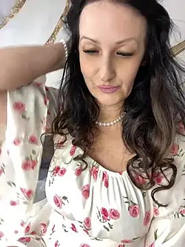 Katie-n online show from 07-12-26, 06:37