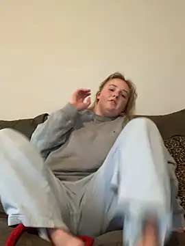 cammy2 online show from 02-03-25, 08:03