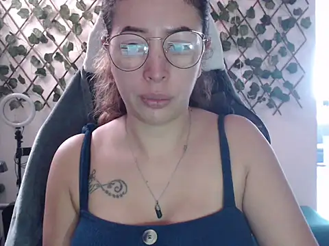 jeiana4u online show from 05-18-26, 05:08