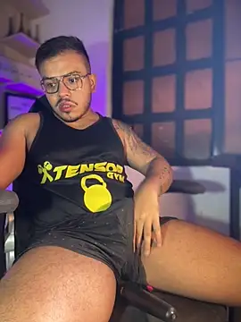 Snapshot of Naughty_Charly chatting on 03-23-26, 04:44 Naughty Charly online show from 03-23-26, 04:44