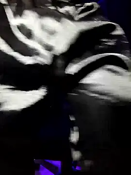 Snapshot of Naughty_Charly chatting on 04-09-26, 06:19 Naughty Charly online show from 04-09-26, 06:19