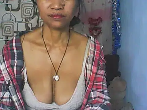 nene belle online show from 04-05-26, 07:49