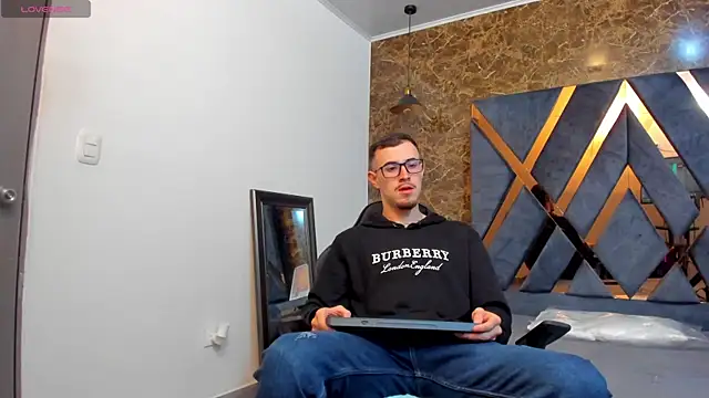 CodyWalkerR online show from 02-05-25, 05:20