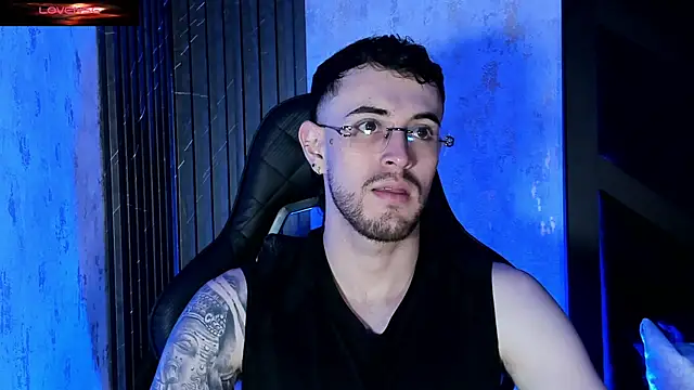 Snapshot of CodyWalkerR chatting on 07-15-26, 05:51 CodyWalkerR online show from 07-15-26, 05:51