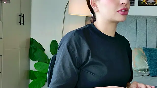 caralella online show from 02-24-26, 09:24