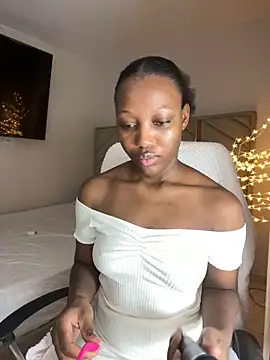 kellya  online show from 11-12-25, 11:25