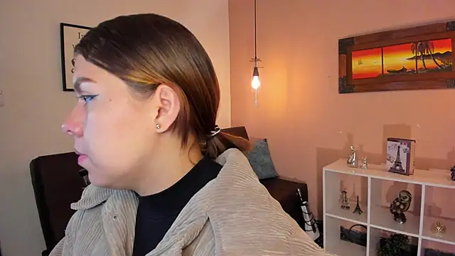 ArianaBaker online show from 03-05-25, 12:00