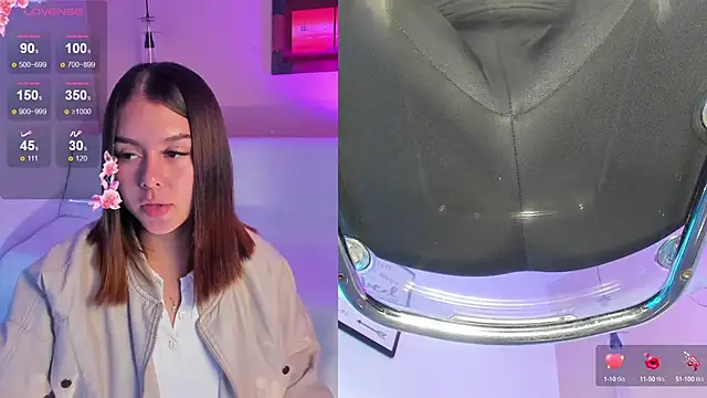 ArianaBaker online show from 09-18-25, 03:14