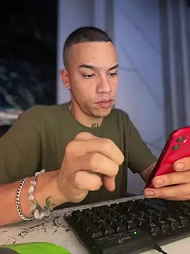 Osiiriis online show from 03-05-25, 08:21