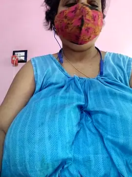 Snapshot of Kayra_34 chatting on 04-27-26, 04:21 Kayra 34 online show from 04-27-26, 04:21