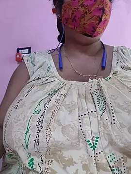 Snapshot of Kayra_34 chatting on 05-27-26, 04:53 Kayra 34 online show from 05-27-26, 04:53