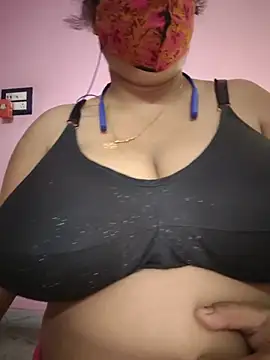 Snapshot of Kayra_34 chatting on 05-29-26, 05:38 Kayra 34 online show from 05-29-26, 05:38