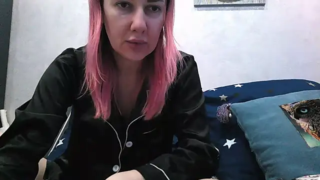 Snapshot of BlueXOwl chatting on 01-24-25, 06:56 BlueXOwl online show from 01-24-25, 06:56