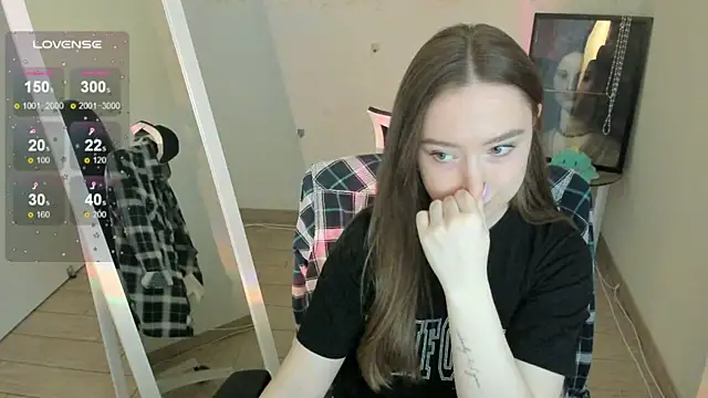 Florence meow online show from 04-17-26, 06:38