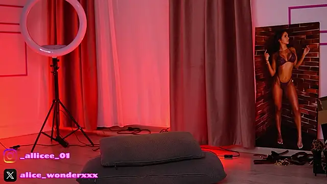 VanessaSimon online show from 02-03-26, 06:51