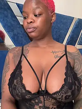 Snapshot of SexxyLunar chatting on 07-16-26, 08:09 SexxyLunar online show from 07-16-26, 08:09