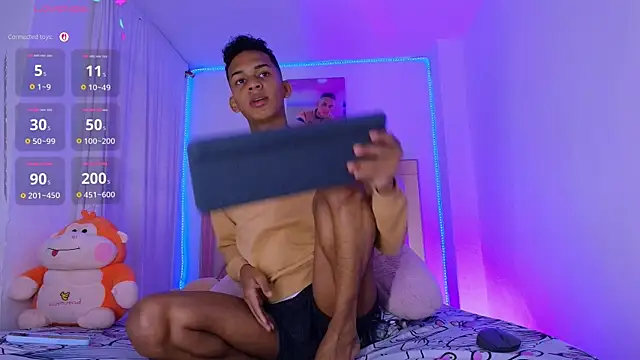 Snapshot of dilan_alfonzo chatting on 07-12-26, 05:15 dilan alfonzo online show from 07-12-26, 05:15