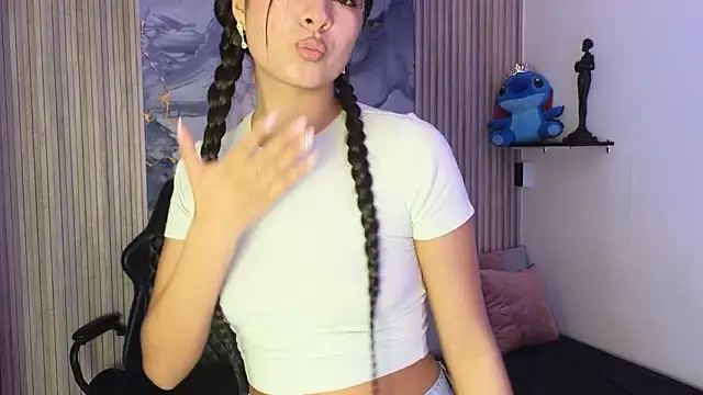 LissaWiild online show from 03-04-26, 08:15