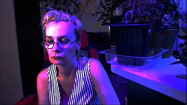 HelgaHimmell online show from 07-18-26, 05:39
