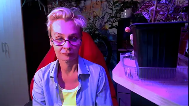 HelgaHimmell online show from 07-21-26, 07:49