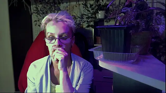 HelgaHimmell online show from 07-28-26, 08:45