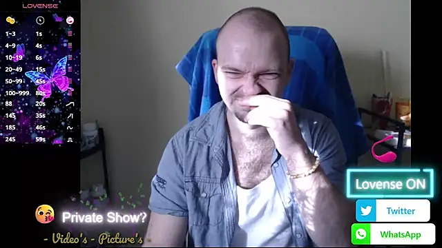 Snapshot of RealManHaveHairy chatting on 03-23-26, 06:17 RealManHaveHairy online show from 03-23-26, 06:17