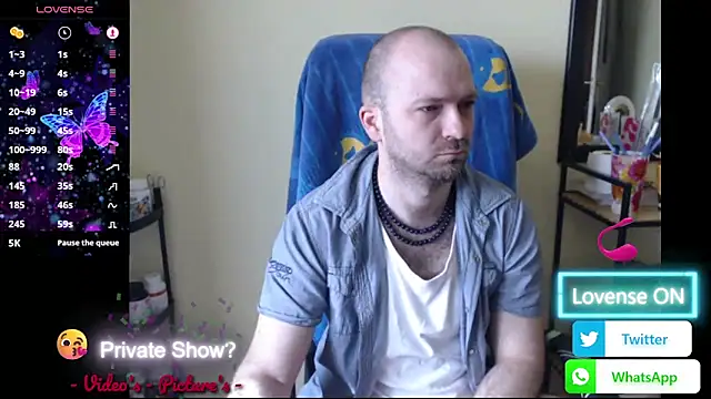 Snapshot of RealManHaveHairy chatting on 04-02-26, 07:06 RealManHaveHairy online show from 04-02-26, 07:06