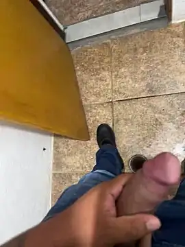 Luizcalado20 online show from 01-21-25, 12:57