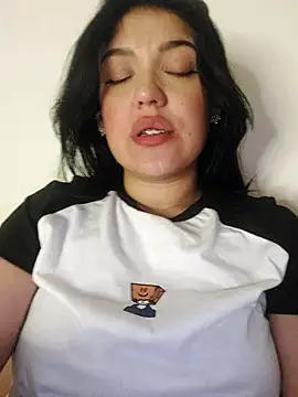 Sophie-hatter online show from 03-13-25, 11:16