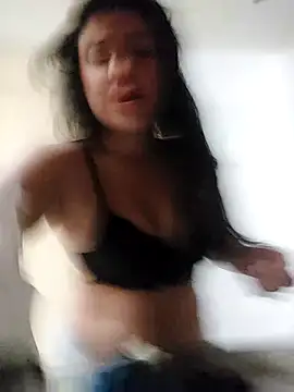 Sophie-hatter online show from 03-17-25, 08:30