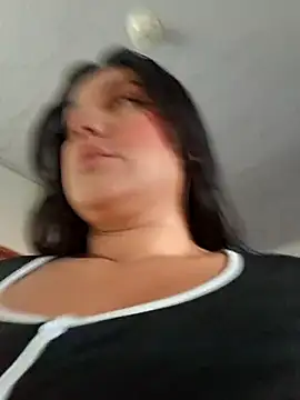Snapshot of Sophie-hatter chatting on 06-16-26, 04:42 Sophie-hatter online show from 06-16-26, 04:42