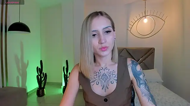 MollySundersX online show from 02-03-26, 04:54