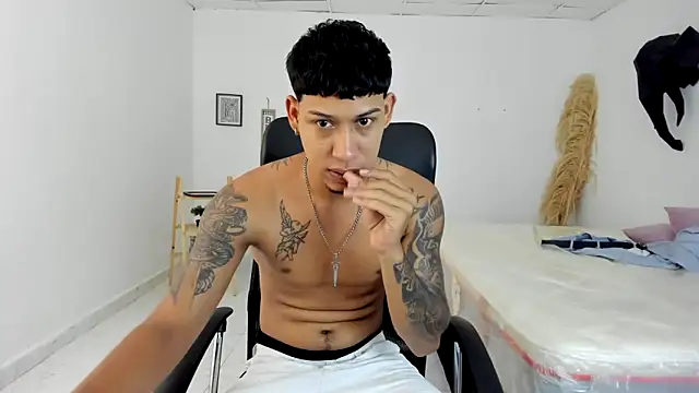 slim master12 online show from 04-02-26, 09:56