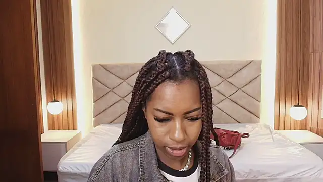 Raquel jones online show from 04-05-26, 12:13