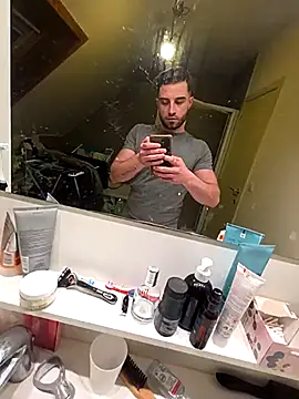 Vekie 007 online show from 02-01-26, 07:23