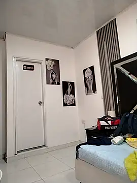 Natasha milf   online show from 04-07-26, 12:55