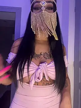 Snapshot of kamila_french chatting on 02-24-26, 09:24 kamila french online show from 02-24-26, 09:24