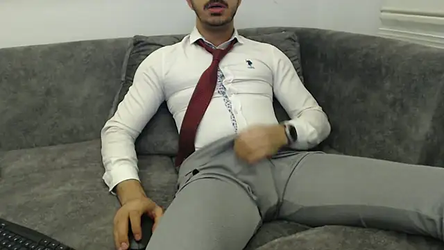 Naughtb0y online show from 05-15-26, 09:44
