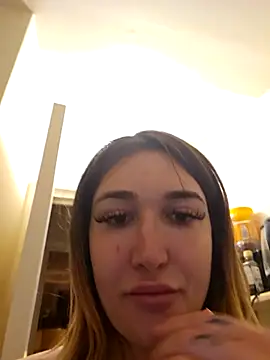 Icy  Diamond online show from 03-26-26, 08:03