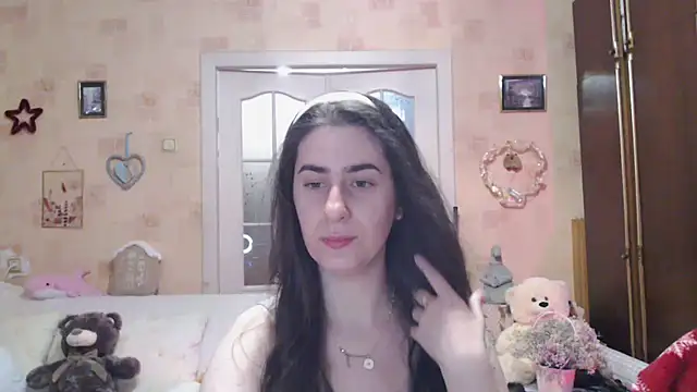 Snapshot of INELIKA chatting on 11-13-25, 07:57 INELIKA online show from 11-13-25, 07:57