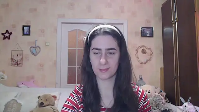 Snapshot of INELIKA chatting on 11-27-25, 02:08 INELIKA online show from 11-27-25, 02:08