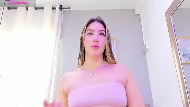 Snapshot of _AlejaCruz_ chatting on 02-27-26, 05:57 AlejaCruz online show from 02-27-26, 05:57