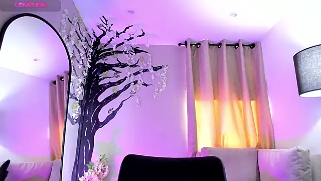 Snapshot of _AlejaCruz_ chatting on 03-25-26, 05:08 AlejaCruz online show from 03-25-26, 05:08