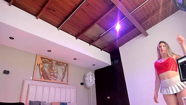 Snapshot of _AlejaCruz_ chatting on 04-01-26, 05:21 AlejaCruz online show from 04-01-26, 05:21